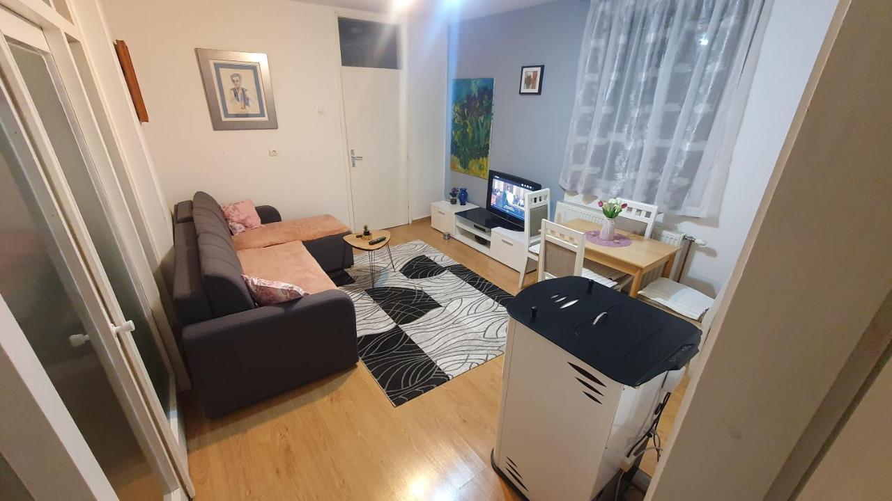 Bihać Apartman Dina מראה חיצוני תמונה